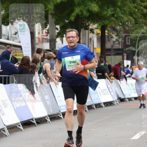 21.09.2025 - PSD Bank Halbmarathon Strokosch-Dieckow http://msf.ph/oto/8938001 21.09.2025 12:39:00 Ziel 3158, 3197, 3821, 3861 meine-sportfotos.de