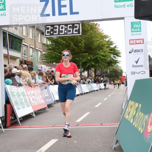 21.09.2025 - PSD Bank Halbmarathon Strokosch-Dieckow http://msf.ph/oto/8938024 21.09.2025 12:39:15 Ziel 3238, 3280, 3365 meine-sportfotos.de
