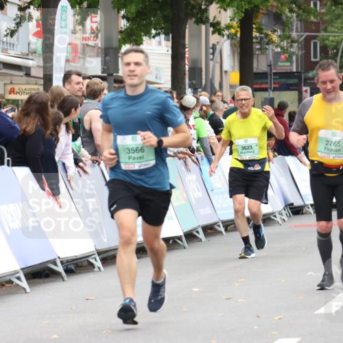 21.09.2025 - PSD Bank Halbmarathon Strokosch-Dieckow http://msf.ph/oto/8938039 21.09.2025 12:39:32 Ziel 3566, 3797 meine-sportfotos.de