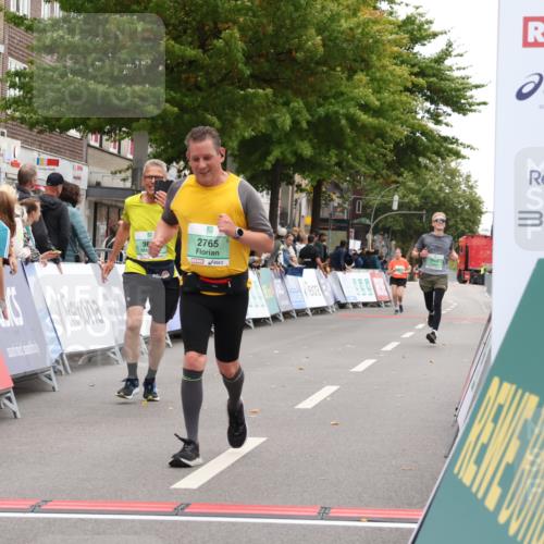 21.09.2025 - PSD Bank Halbmarathon Strokosch-Dieckow http://msf.ph/oto/8938047 21.09.2025 12:39:37 Ziel 2765, 3566, 3623 meine-sportfotos.de