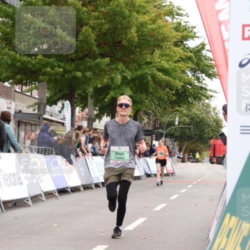 21.09.2025 - PSD Bank Halbmarathon Strokosch-Dieckow http://msf.ph/oto/8938056 21.09.2025 12:39:42 Ziel 2709, 2765, 3566, 3623 meine-sportfotos.de