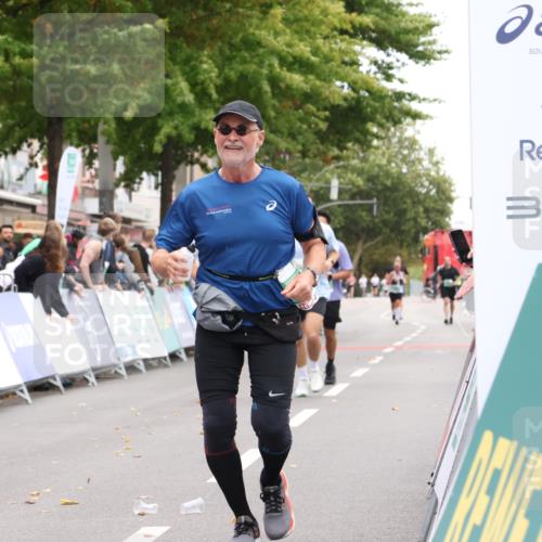 21.09.2025 - PSD Bank Halbmarathon Strokosch-Dieckow http://msf.ph/oto/8938112 21.09.2025 12:41:13 Ziel 1540, 3459 meine-sportfotos.de