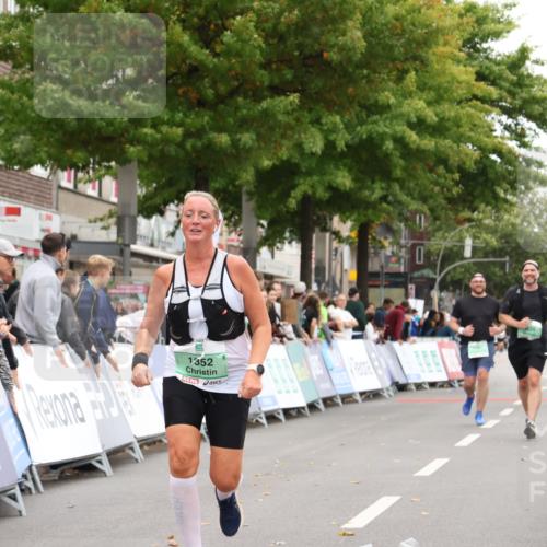 21.09.2025 - PSD Bank Halbmarathon Strokosch-Dieckow http://msf.ph/oto/8938124 21.09.2025 12:41:35 Ziel 1352 meine-sportfotos.de