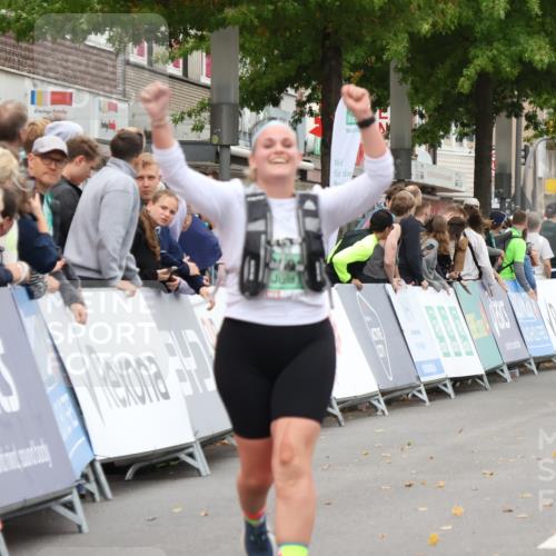 21.09.2025 - PSD Bank Halbmarathon Strokosch-Dieckow http://msf.ph/oto/8938190 21.09.2025 12:43:03 Ziel 1744, 3591 meine-sportfotos.de