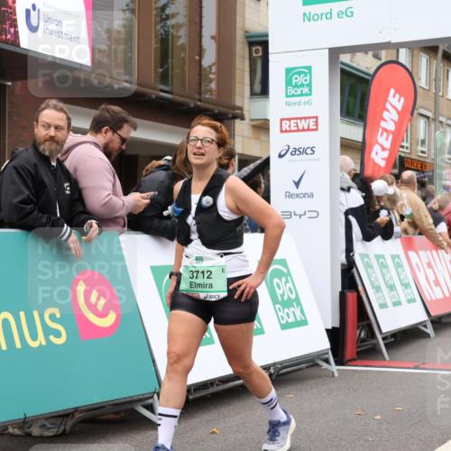 21.09.2025 - PSD Bank Halbmarathon Strokosch-Dieckow http://msf.ph/oto/8938253 21.09.2025 12:44:36 Ziel 3712, 3744, 3850 meine-sportfotos.de