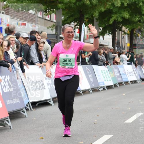 21.09.2025 - PSD Bank Halbmarathon Strokosch-Dieckow http://msf.ph/oto/8938269 21.09.2025 12:45:26 Ziel 3610 meine-sportfotos.de