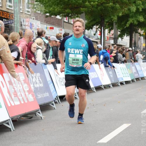 21.09.2025 - PSD Bank Halbmarathon Strokosch-Dieckow http://msf.ph/oto/8938291 21.09.2025 12:46:02 Ziel 3839 meine-sportfotos.de