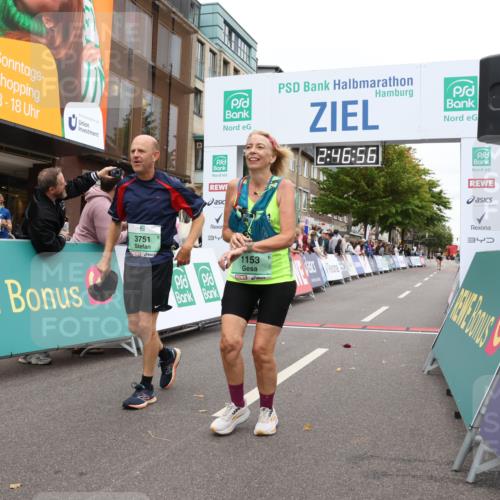 21.09.2025 - PSD Bank Halbmarathon Strokosch-Dieckow http://msf.ph/oto/8938308 21.09.2025 12:46:20 Ziel 1153, 3589, 3751 meine-sportfotos.de