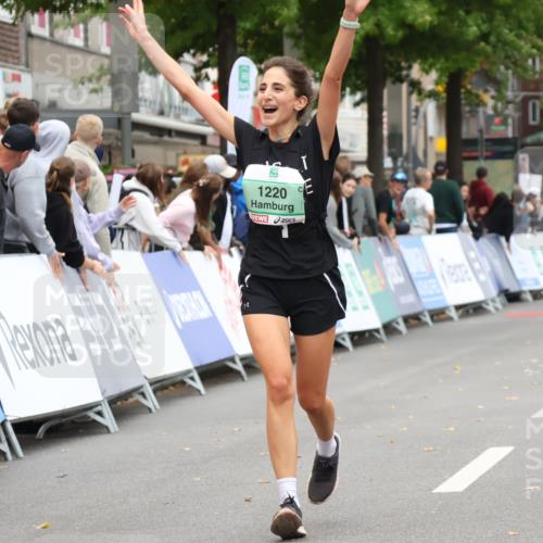 21.09.2025 - PSD Bank Halbmarathon Strokosch-Dieckow http://msf.ph/oto/8938310 21.09.2025 12:46:32 Ziel 1220 meine-sportfotos.de