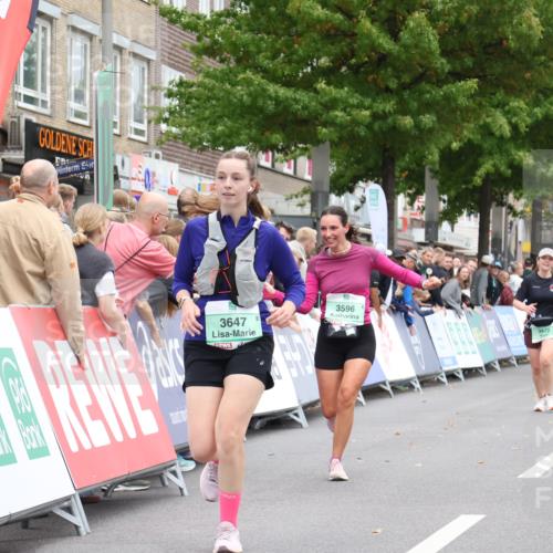 21.09.2025 - PSD Bank Halbmarathon Strokosch-Dieckow http://msf.ph/oto/8938314 21.09.2025 12:47:00 Ziel 3596, 3647 meine-sportfotos.de