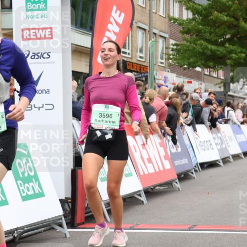 21.09.2025 - PSD Bank Halbmarathon Strokosch-Dieckow http://msf.ph/oto/8938319 21.09.2025 12:47:02 Ziel 3596, 3647, 3872 meine-sportfotos.de