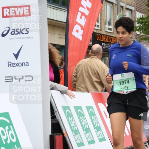 21.09.2025 - PSD Bank Halbmarathon Strokosch-Dieckow http://msf.ph/oto/8938348 21.09.2025 12:48:03 Ziel 1280, 1974, 3579 meine-sportfotos.de