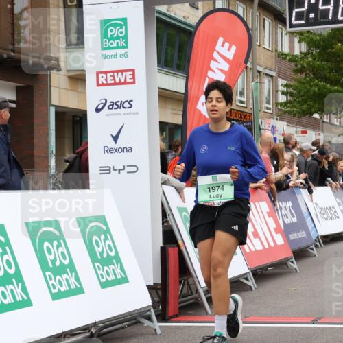 21.09.2025 - PSD Bank Halbmarathon Strokosch-Dieckow http://msf.ph/oto/8938349 21.09.2025 12:48:04 Ziel 1280, 1974, 3579 meine-sportfotos.de