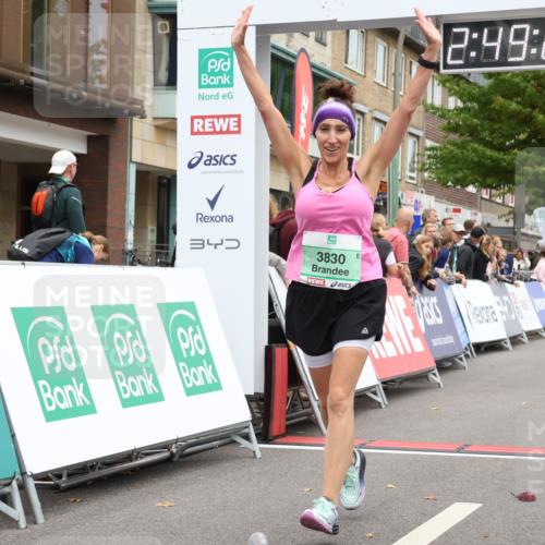 21.09.2025 - PSD Bank Halbmarathon Strokosch-Dieckow http://msf.ph/oto/8938374 21.09.2025 12:48:53 Ziel 3830, 3834 meine-sportfotos.de