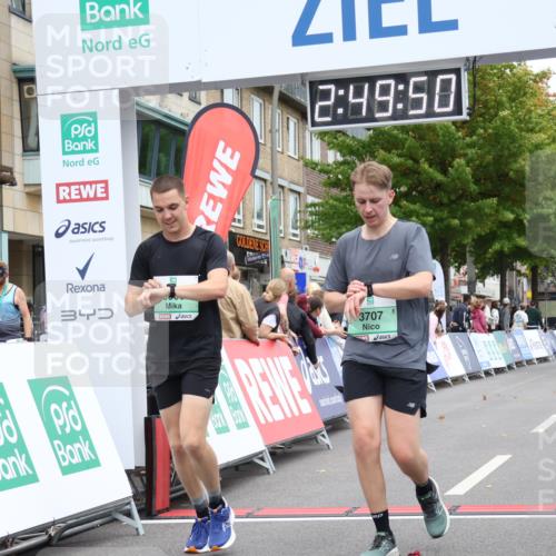 21.09.2025 - PSD Bank Halbmarathon Strokosch-Dieckow http://msf.ph/oto/8938385 21.09.2025 12:49:13 Ziel 3452, 3608, 3707 meine-sportfotos.de