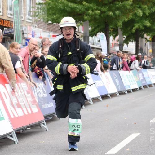 21.09.2025 - PSD Bank Halbmarathon Strokosch-Dieckow http://msf.ph/oto/8938390 21.09.2025 12:49:31 Ziel 2042 meine-sportfotos.de