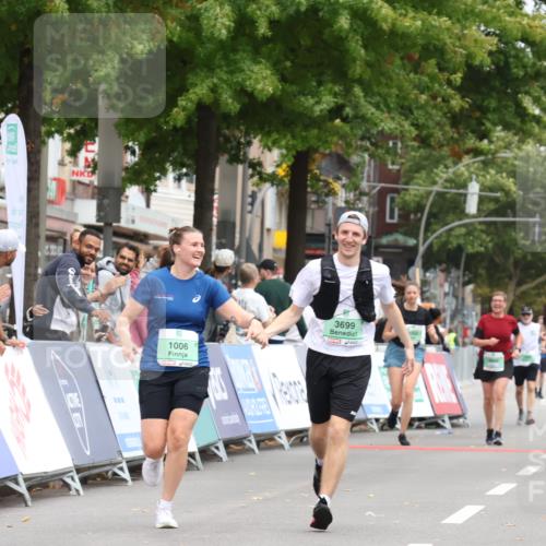 21.09.2025 - PSD Bank Halbmarathon Strokosch-Dieckow http://msf.ph/oto/8938397 21.09.2025 12:49:42 Ziel 1006, 3699 meine-sportfotos.de