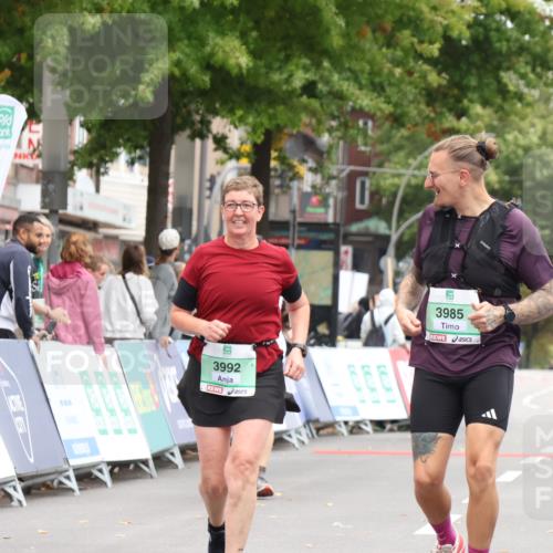 21.09.2025 - PSD Bank Halbmarathon Strokosch-Dieckow http://msf.ph/oto/8938414 21.09.2025 12:49:57 Ziel 3303, 3985, 3992, 4060 meine-sportfotos.de