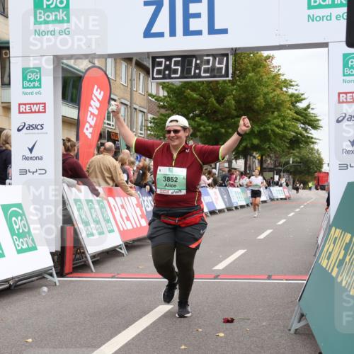 21.09.2025 - PSD Bank Halbmarathon Strokosch-Dieckow http://msf.ph/oto/8938439 21.09.2025 12:50:48 Ziel 3852 meine-sportfotos.de