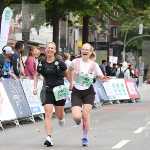 21.09.2025 - PSD Bank Halbmarathon Strokosch-Dieckow http://msf.ph/oto/8938459 21.09.2025 12:51:40 Ziel 1381, 3891 meine-sportfotos.de