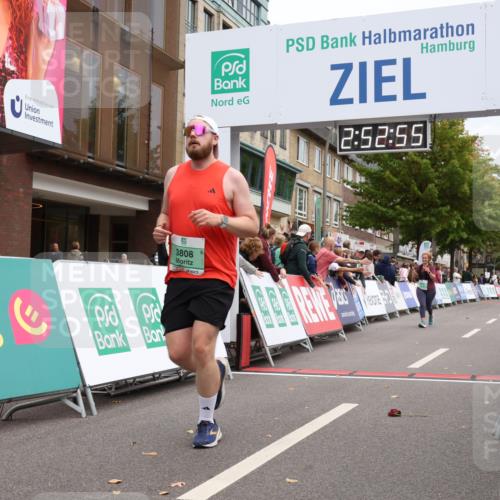 21.09.2025 - PSD Bank Halbmarathon Strokosch-Dieckow http://msf.ph/oto/8938482 21.09.2025 12:52:19 Ziel 3574, 3808 meine-sportfotos.de