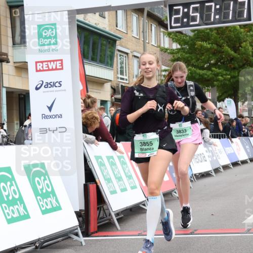 21.09.2025 - PSD Bank Halbmarathon Strokosch-Dieckow http://msf.ph/oto/8938612 21.09.2025 12:56:41 Ziel 3833, 3855 meine-sportfotos.de