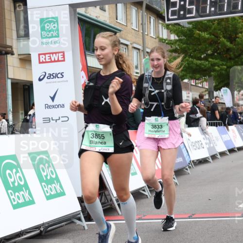 21.09.2025 - PSD Bank Halbmarathon Strokosch-Dieckow http://msf.ph/oto/8938613 21.09.2025 12:56:41 Ziel 3833, 3855 meine-sportfotos.de