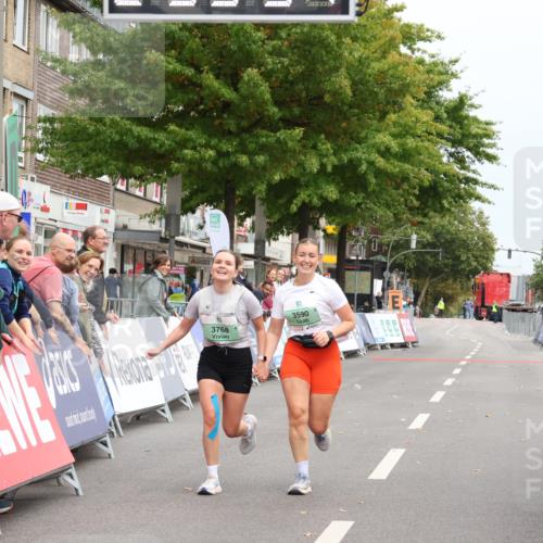 21.09.2025 - PSD Bank Halbmarathon Strokosch-Dieckow http://msf.ph/oto/8938637 21.09.2025 12:59:15 Ziel 3590, 3768 meine-sportfotos.de