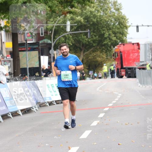 21.09.2025 - PSD Bank Halbmarathon Strokosch-Dieckow http://msf.ph/oto/8938666 21.09.2025 13:01:31 Ziel  meine-sportfotos.de