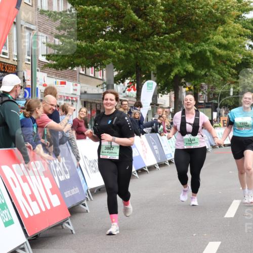 21.09.2025 - PSD Bank Halbmarathon Strokosch-Dieckow http://msf.ph/oto/8938684 21.09.2025 13:02:58 Ziel 1048, 1559, 3867 meine-sportfotos.de