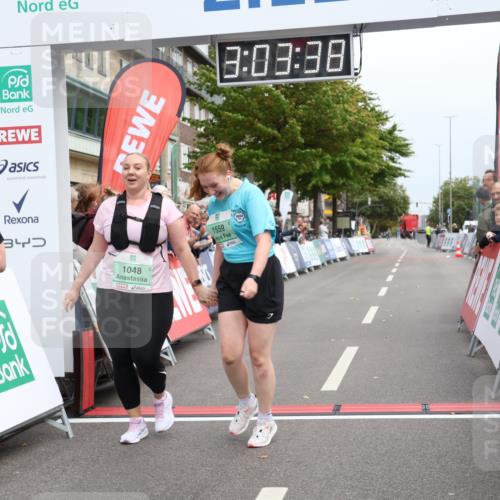 21.09.2025 - PSD Bank Halbmarathon Strokosch-Dieckow http://msf.ph/oto/8938691 21.09.2025 13:03:01 Ziel 1048, 1559, 3867 meine-sportfotos.de