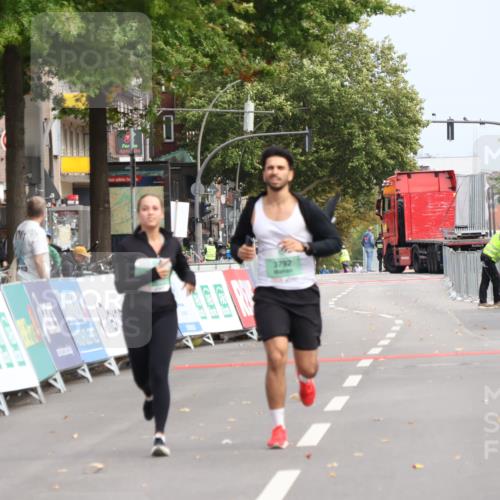 21.09.2025 - PSD Bank Halbmarathon Strokosch-Dieckow http://msf.ph/oto/8938704 21.09.2025 13:04:41 Ziel  meine-sportfotos.de