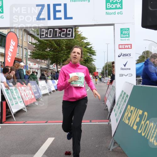 21.09.2025 - PSD Bank Halbmarathon Strokosch-Dieckow http://msf.ph/oto/8938735 21.09.2025 13:06:52 Ziel 3497 meine-sportfotos.de