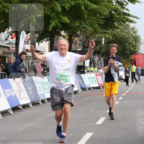 21.09.2025 - PSD Bank Halbmarathon Strokosch-Dieckow http://msf.ph/oto/8938750 21.09.2025 13:07:06 Ziel 3810, 3991 meine-sportfotos.de