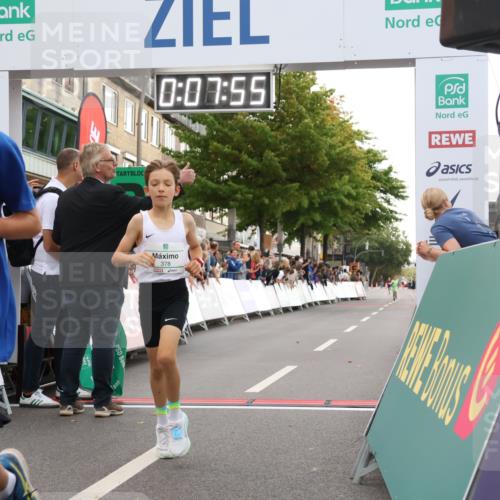 21.09.2025 - PSD Bank Halbmarathon Strokosch-Dieckow http://msf.ph/oto/8938795 21.09.2025 10:25:26 Ziel 310, 359, 378 meine-sportfotos.de
