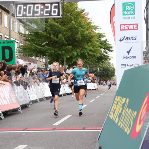 21.09.2025 - PSD Bank Halbmarathon Strokosch-Dieckow http://msf.ph/oto/8938879 21.09.2025 10:26:58 Ziel 152, 209, 210, 222, 283, 360 meine-sportfotos.de