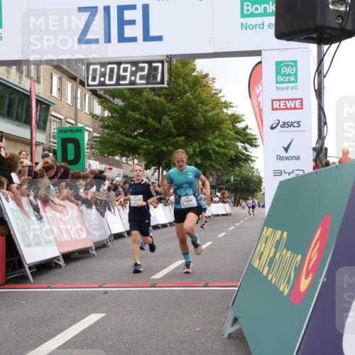 21.09.2025 - PSD Bank Halbmarathon Strokosch-Dieckow http://msf.ph/oto/8938880 21.09.2025 10:26:58 Ziel 152, 209, 210, 222, 283, 360 meine-sportfotos.de