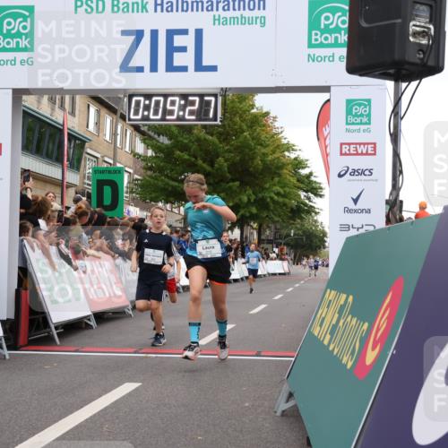 21.09.2025 - PSD Bank Halbmarathon Strokosch-Dieckow http://msf.ph/oto/8938881 21.09.2025 10:26:59 Ziel 152, 209, 210, 222, 283, 360 meine-sportfotos.de