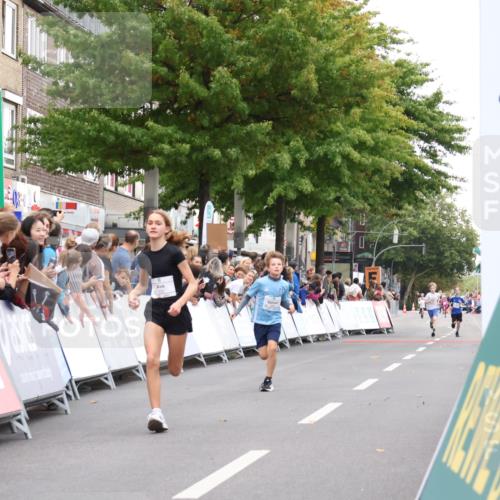 21.09.2025 - PSD Bank Halbmarathon Strokosch-Dieckow http://msf.ph/oto/8938883 21.09.2025 10:27:00 Ziel 152, 209, 210, 222, 283, 360 meine-sportfotos.de