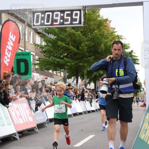 21.09.2025 - PSD Bank Halbmarathon Strokosch-Dieckow http://msf.ph/oto/8938911 21.09.2025 10:27:31 Ziel 101, 128, 242, 247, 292, 298, 330, 398 meine-sportfotos.de