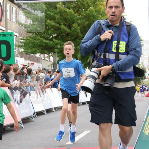 21.09.2025 - PSD Bank Halbmarathon Strokosch-Dieckow http://msf.ph/oto/8938913 21.09.2025 10:27:32 Ziel 101, 128, 242, 247, 292, 298, 398 meine-sportfotos.de