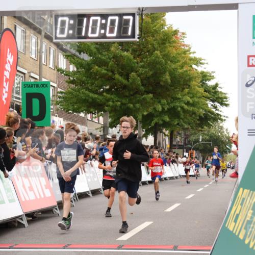 21.09.2025 - PSD Bank Halbmarathon Strokosch-Dieckow http://msf.ph/oto/8938920 21.09.2025 10:27:38 Ziel 101, 128, 247, 249, 292, 341, 342, 391 meine-sportfotos.de
