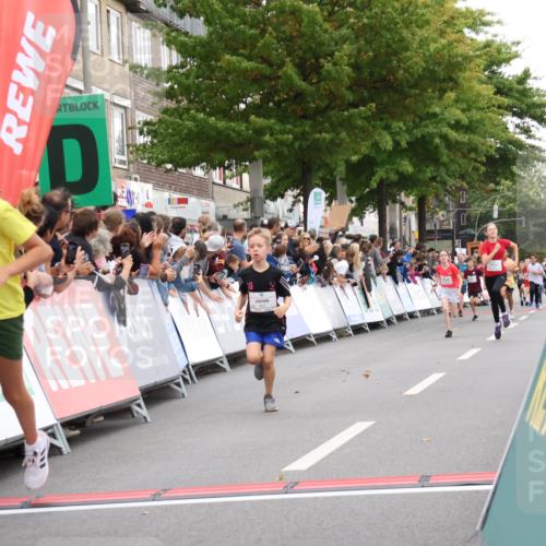 21.09.2025 - PSD Bank Halbmarathon Strokosch-Dieckow http://msf.ph/oto/8939005 21.09.2025 10:28:29 Ziel 157, 158, 163, 213, 215, 240, 270, 316, 425, 461 meine-sportfotos.de