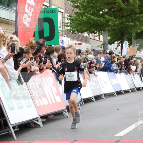21.09.2025 - PSD Bank Halbmarathon Strokosch-Dieckow http://msf.ph/oto/8939007 21.09.2025 10:28:30 Ziel 157, 158, 163, 215, 240, 270, 316, 425, 461 meine-sportfotos.de
