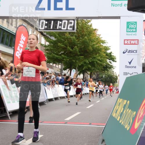 21.09.2025 - PSD Bank Halbmarathon Strokosch-Dieckow http://msf.ph/oto/8939013 21.09.2025 10:28:34 Ziel 150, 157, 158, 163, 215, 316, 317, 321, 426, 461 meine-sportfotos.de