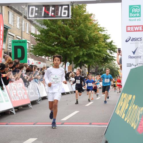 21.09.2025 - PSD Bank Halbmarathon Strokosch-Dieckow http://msf.ph/oto/8939037 21.09.2025 10:28:48 Ziel 126, 198, 205, 357, 361, 371, 374, 388, 389, 408, 437 meine-sportfotos.de