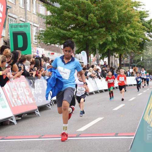 21.09.2025 - PSD Bank Halbmarathon Strokosch-Dieckow http://msf.ph/oto/8939087 21.09.2025 10:29:23 Ziel 261, 327, 345, 390, 395, 416, 455 meine-sportfotos.de