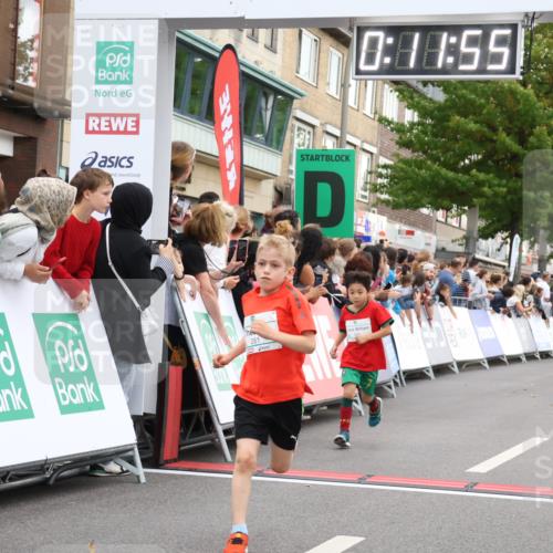 21.09.2025 - PSD Bank Halbmarathon Strokosch-Dieckow http://msf.ph/oto/8939095 21.09.2025 10:29:26 Ziel 233, 261, 327, 345, 381, 390, 395, 416, 434, 455 meine-sportfotos.de