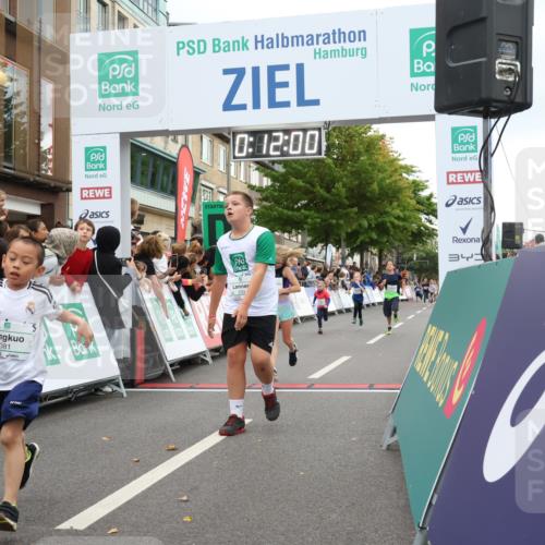 21.09.2025 - PSD Bank Halbmarathon Strokosch-Dieckow http://msf.ph/oto/8939107 21.09.2025 10:29:32 Ziel 166, 233, 250, 261, 301, 345, 381, 406, 434, 455 meine-sportfotos.de