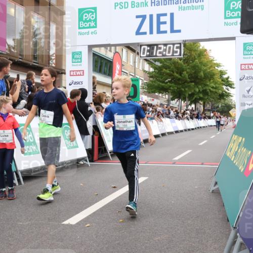 21.09.2025 - PSD Bank Halbmarathon Strokosch-Dieckow http://msf.ph/oto/8939116 21.09.2025 10:29:36 Ziel 166, 233, 250, 301, 381, 406, 434 meine-sportfotos.de